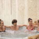 5 person hot tubs